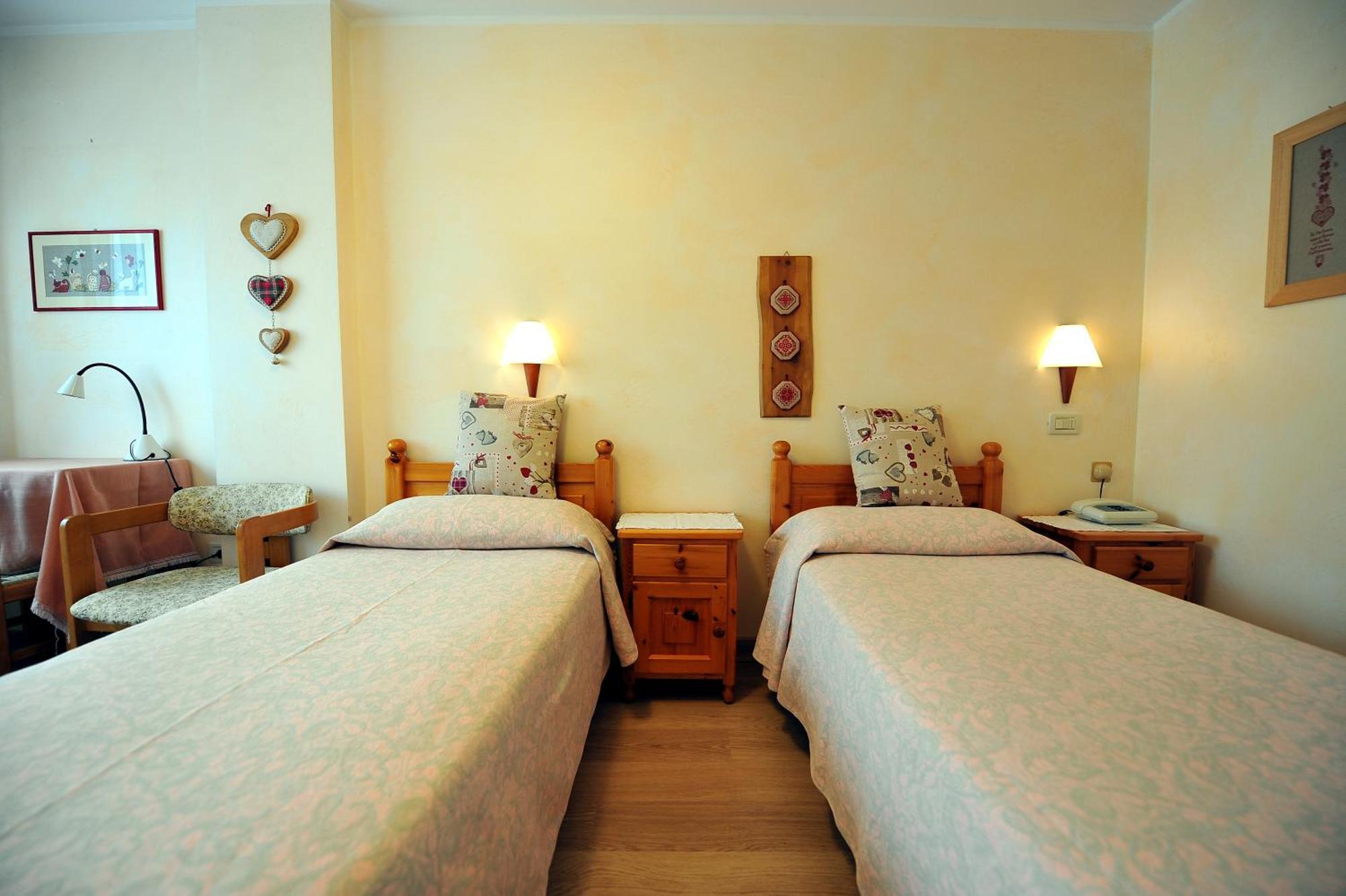 בורמיו Hotel Silene Parking And Garage חדר תמונה