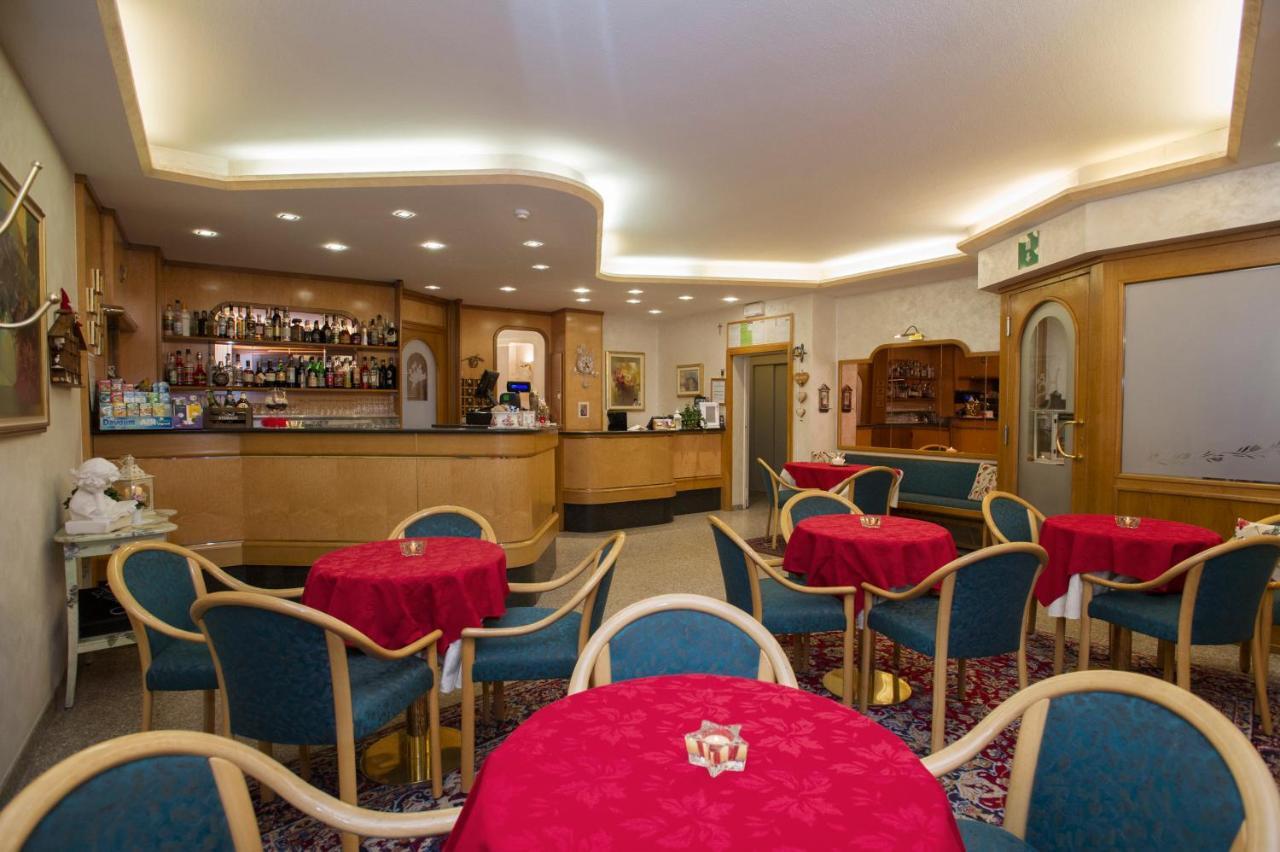 בורמיו Hotel Silene Parking And Garage מראה חיצוני תמונה